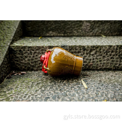 Shaoxing rice wine filled in pottery jar3 tears